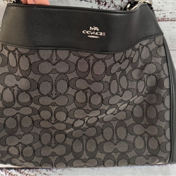 COACH  TOTE F27579 /HAND BAG EUC Black Leather and Canvas. - Picture 15 of 15